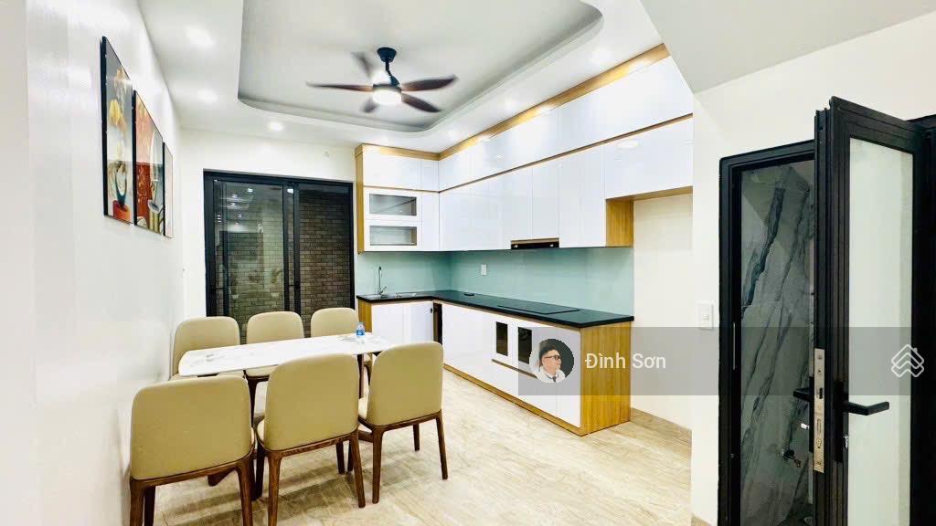 Nhà Riêng Nguyễn Sơn 80m² - Ô tô vào tận nhà, giá tốt hiếm có!