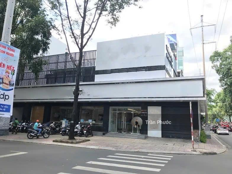 Cho thuê nhà góc 2 mặt tiền Phạm Ngọc Thạch, Q3 - 418m² kinh doanh đắc địa