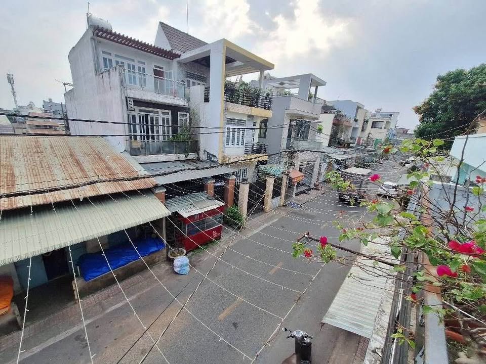 Nhà mặt tiền Đường 144 Tân Phú 77m² - Vị trí đắc địa kinh doanh ngay!