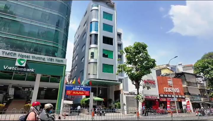 Tòa nhà mặt tiền Nguyễn Thị Minh Khai Q1 120 tỷ - Dòng tiền ổn định