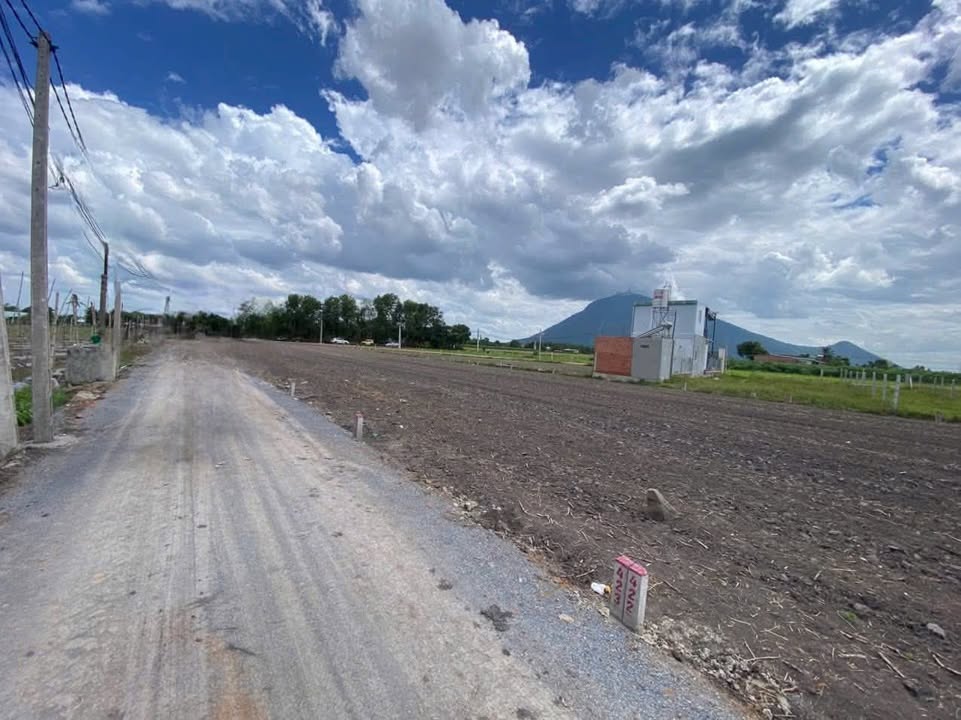 Đất Nền Dương Minh Châu - Tây Ninh 110m² Sổ Đỏ Giá 200 Triệu