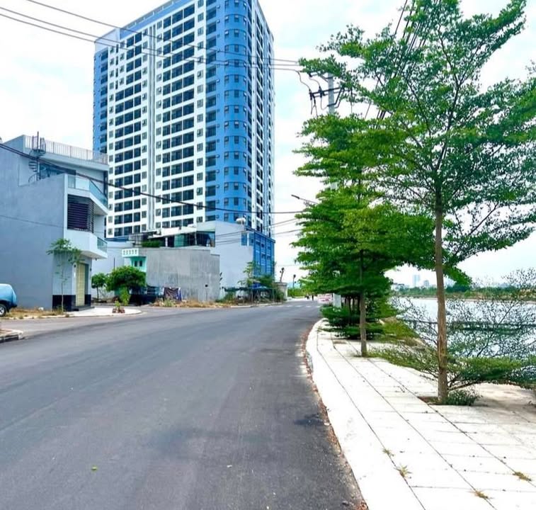 Bán Đất 300m² Quy Nhơn - View Sông Thoáng Đãng, Sổ Chính Chủ