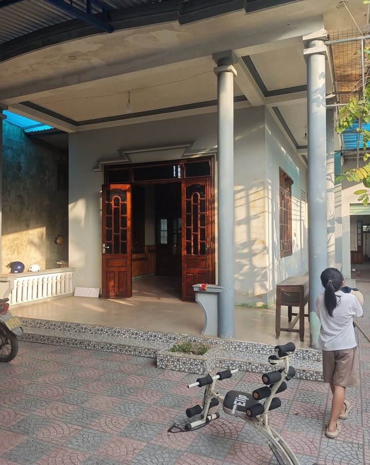 Nhà Gác Lửng Kiệt Nguyễn Tất Thành 260m² - Sổ Hồng Sẵn, Chính Chủ!