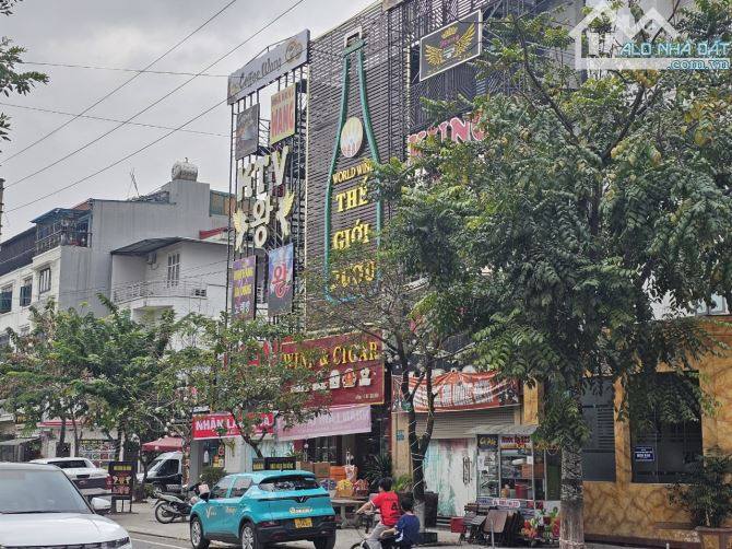 Bán Biệt Thự 225m² Mặt Tiền 14m Đường Ngọc Hân Công Chúa, Bắc Ninh - Dòng Tiền 50 Triệu/Tháng