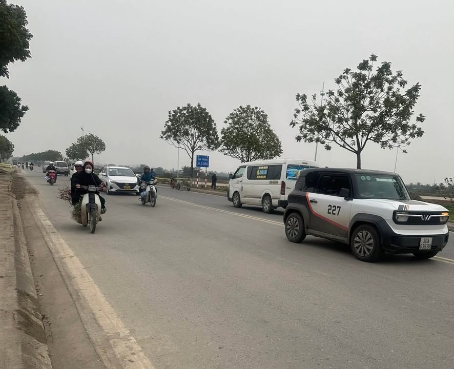 Nhà Mặt Phố Kinh Doanh Đỉnh Cao Thị Trấn Phùng 102m² - Giá Nhỉnh 1X Tỷ