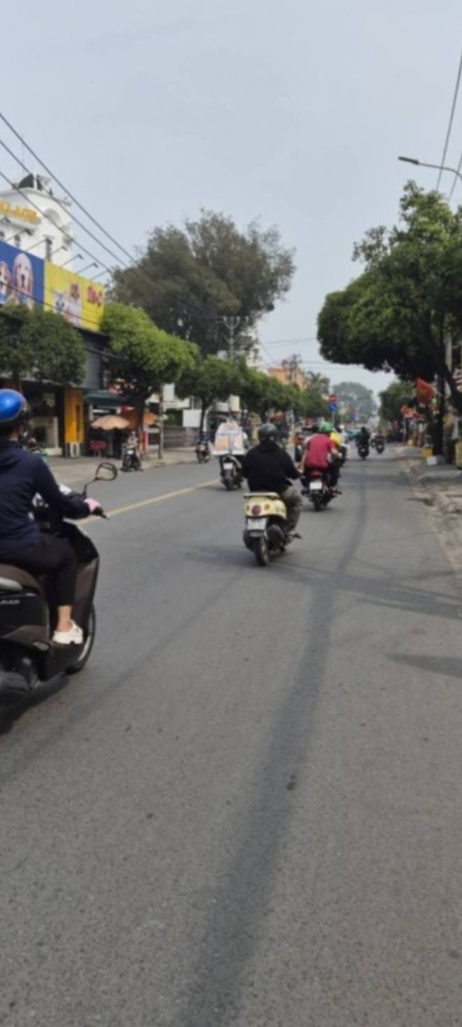 Nhà Phố Quận 12, 65m², Nở Hậu, 5.7 Tỷ - Sẵn Sàng Kinh Doanh