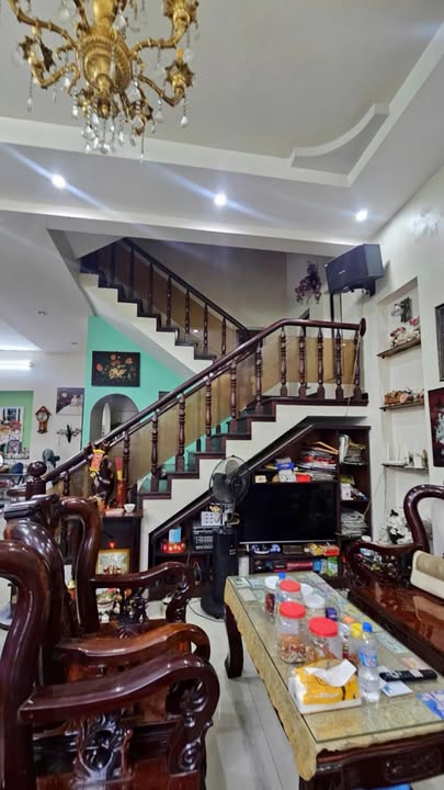 Nhà mặt tiền Xuân Thới Thượng 100m² - 6.1 tỷ Ô tô vào nhà