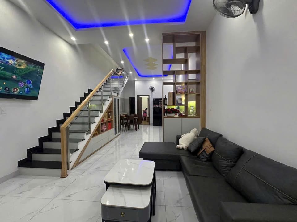 Cho thuê nhà nguyên căn Trần Văn Dư, Đà Nẵng - 150m², 3PN, Full nội thất