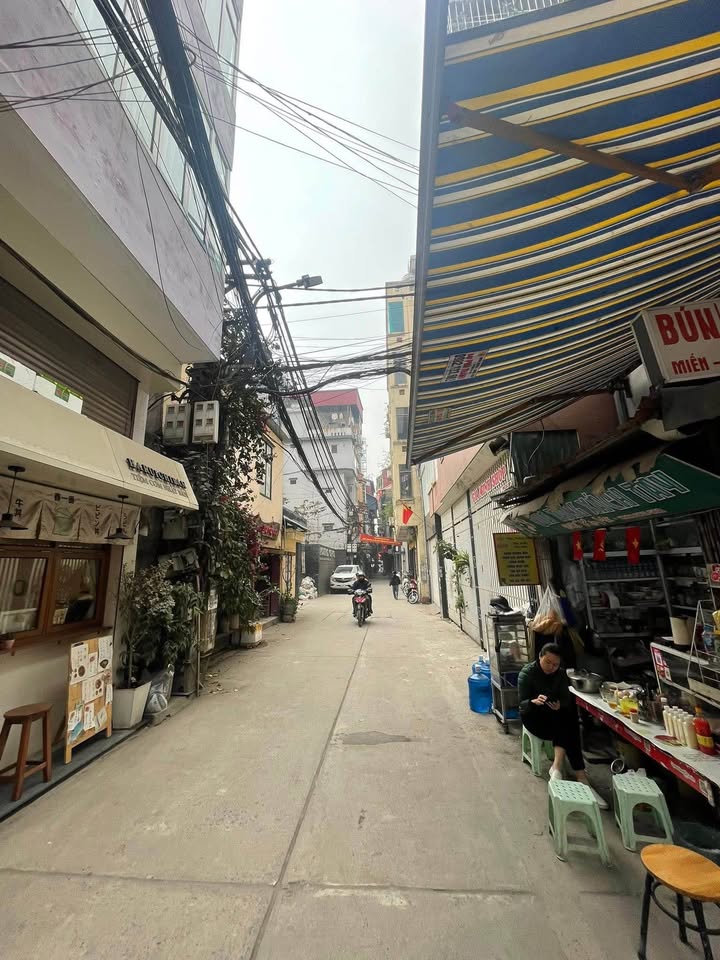 Bán tập thể tầng 1 Kim Mã 45m² giá 5.75 tỷ - Kinh doanh đỉnh!