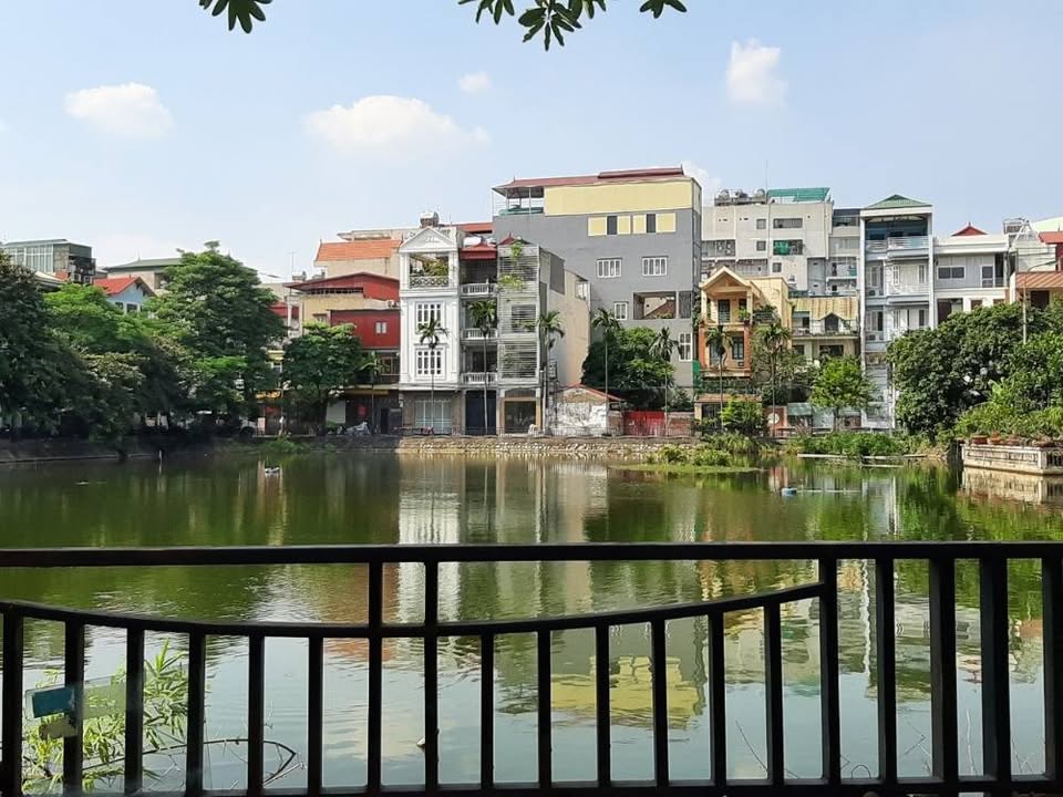 Nhà 7 Tầng Thang Máy Bồ Đề, Long Biên 90m² - Kinh Doanh Đỉnh Cao, Dân Trí Cao