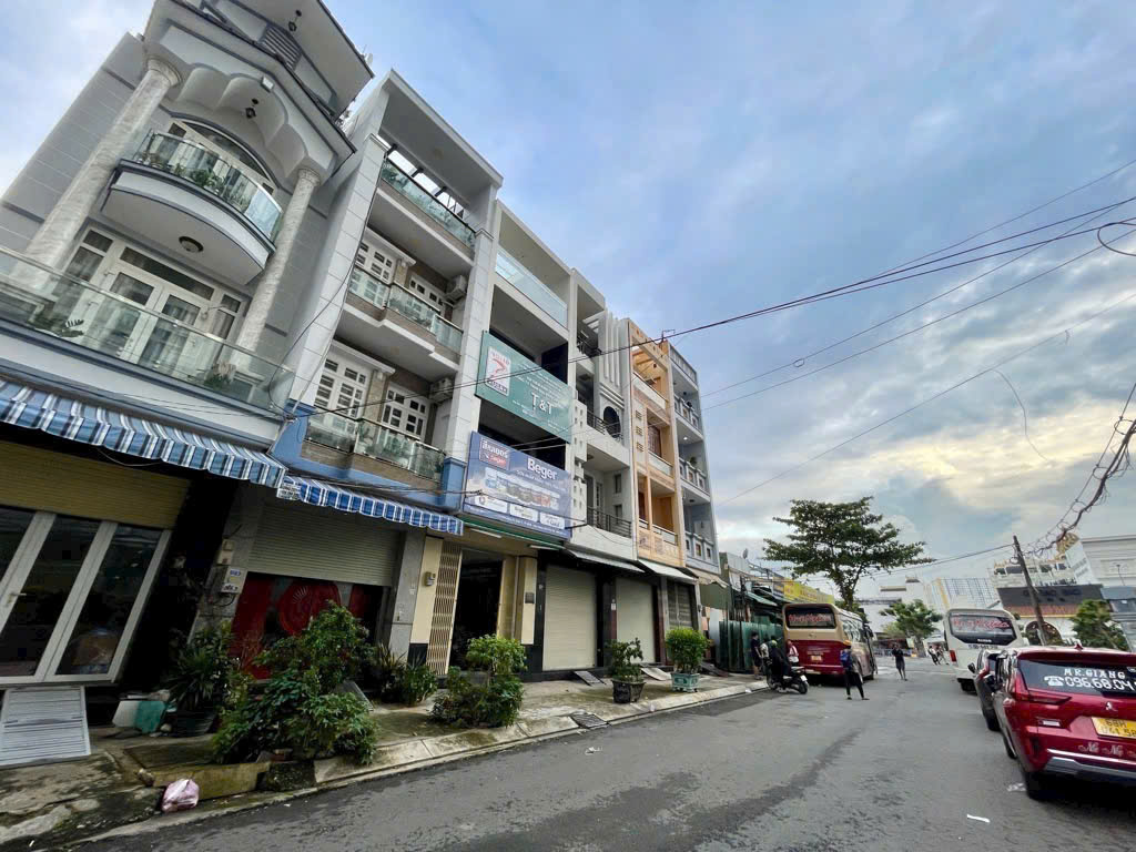 NHÀ PHỐ QUẬN 6 – SỔ HỒNG RIÊNG – KHU BÌNH PHÚ – GIÁ TỐT