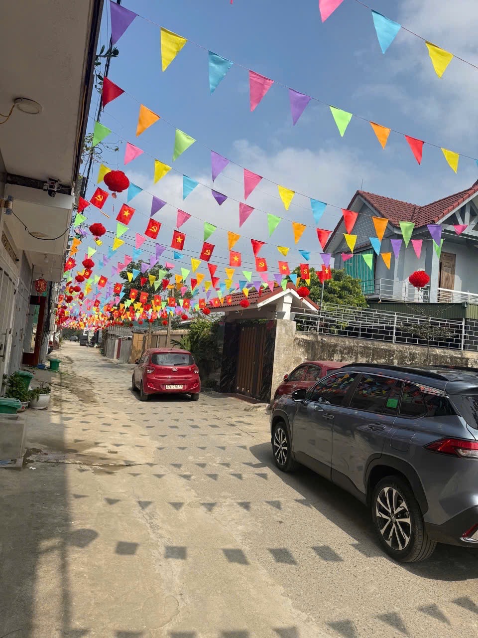 Bán đất ngõ Nguyễn Chí Thanh khối  Trung Thành