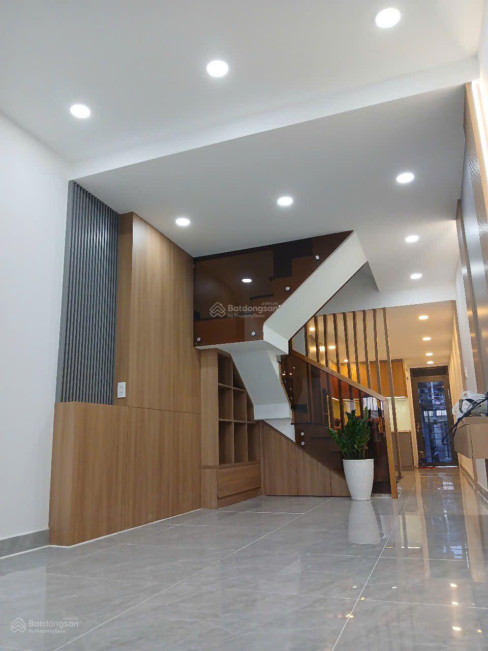 Nhà phố Quận 1 Trần Đình Xu 48m² 12 tỷ - Mặt tiền kinh doanh!