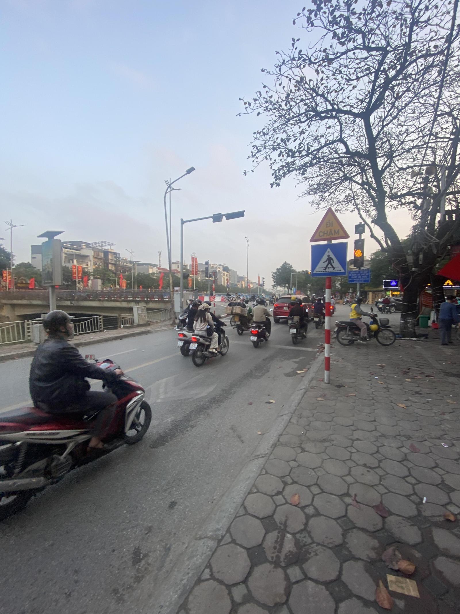 Nhà mặt phố Khương Đình, Thanh Xuân 60m² - Mặt tiền kinh doanh đắc địa!