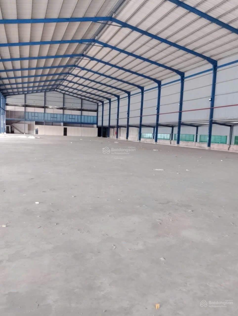 Cho thuê Nhà xưởng 4000m² Vĩnh Long - Container vào tận nơi, Trạm điện 3 pha