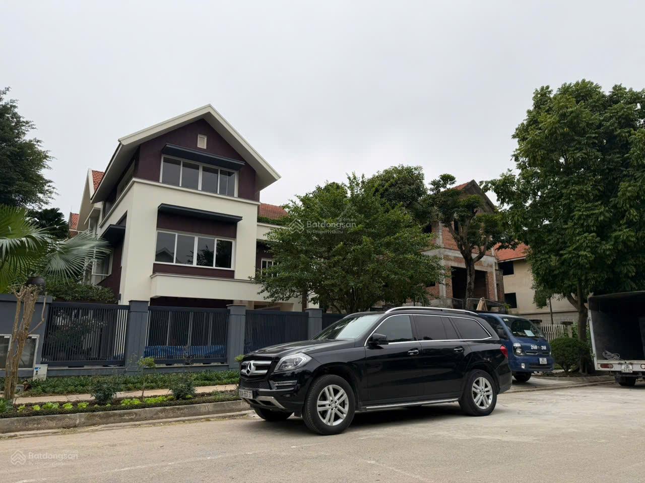 Biệt thự KĐT Quang Minh Mê Linh 350m² giá tốt - Sổ đỏ sẵn sàng!