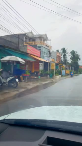 Nhà Phố Tam Quan 240m² - Mặt tiền kinh doanh, sinh lời ngay!