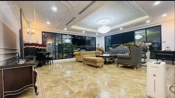 Bán Penthouse Định Công 140m² hơn 5 tỷ - Full nội thất cao cấp