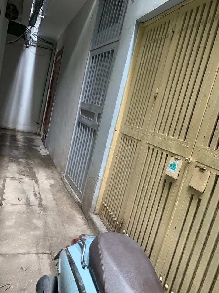 Nhà 25m² Khương Đình - 4.3 Tỷ - Sổ Đỏ Chính Chủ, Gần Five Star