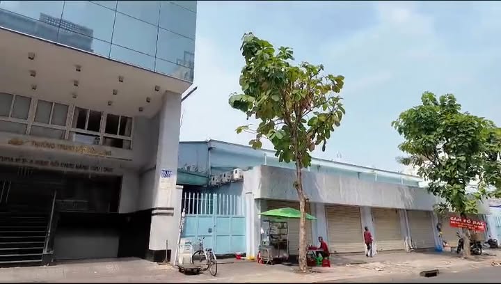 Tòa nhà văn phòng Quận 5 1070m² giá 68 tỷ - Vị trí đắc địa kinh doanh ngay!