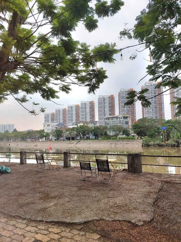 Nhà Phố Kinh Doanh 2 Mặt Tiền Đồng Văn Cống, Thủ Đức - 160m², 4 Tầng, Giá 31 Tỷ