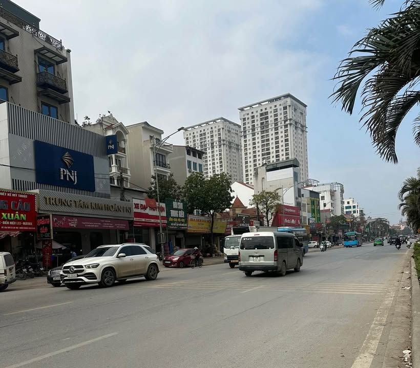 Nhà Mặt Phố Hoài Đức 56m² 3 Tầng - Kinh Doanh Đắc Lợi, Ô Tô Tránh