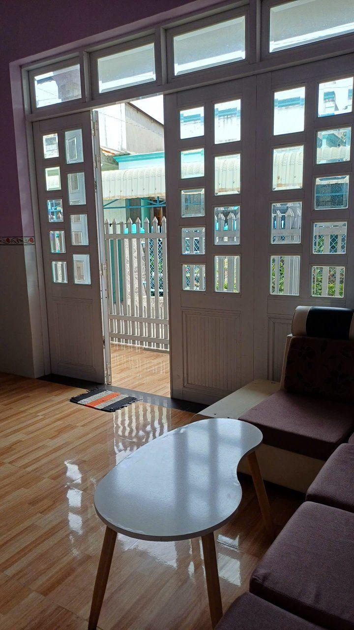 Bán nhà Long Hải 70m² giá 1.25 tỷ - Vị trí đẹp gần biển Dinh Cô!