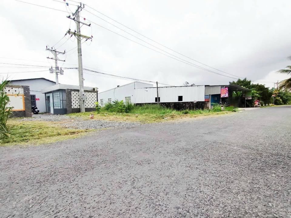 Đất mặt tiền An Khánh 702m² giá 3 tỷ - Vị trí đắc địa sinh lời ngay!