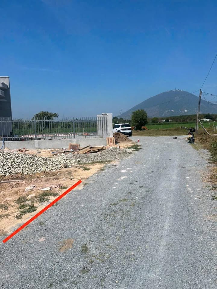 Đất nền Xã Phan Dương Minh Châu 150m² giá 200 triệu - Tiềm năng tăng giá!