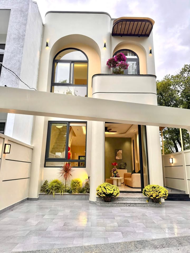 Nhà 2 Tầng Kiệt Ô Tô Huế - 106m² Full Nội Thất Wabi Sabi