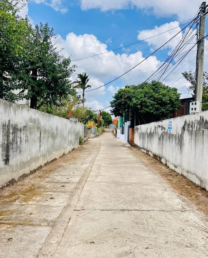 Đất nền Ea Kao BMT 180m² giá 950 triệu - Tiềm năng tăng giá!