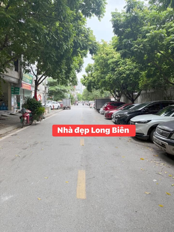 Bán nhà mặt phố Ái Mộ Long Biên 59m² - 18 tỷ - Kinh doanh đắc địa