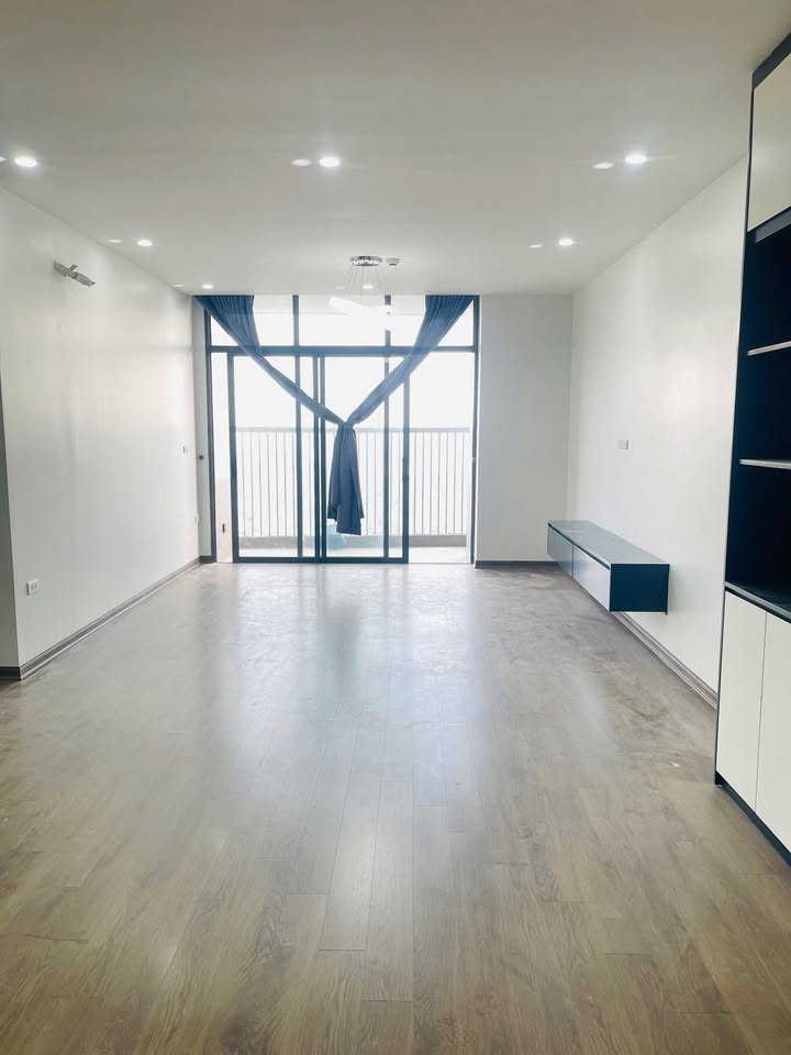 Căn hộ New Skyline Văn Quán 125m² giá 11 tỷ - Vị trí đẹp, sổ đỏ sẵn