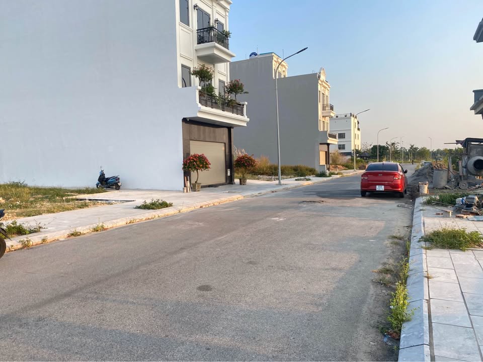 Bán nhà liền kề Bắc Đầm Vạc 96m² giá 4.6 tỷ - Vị trí đắc địa!