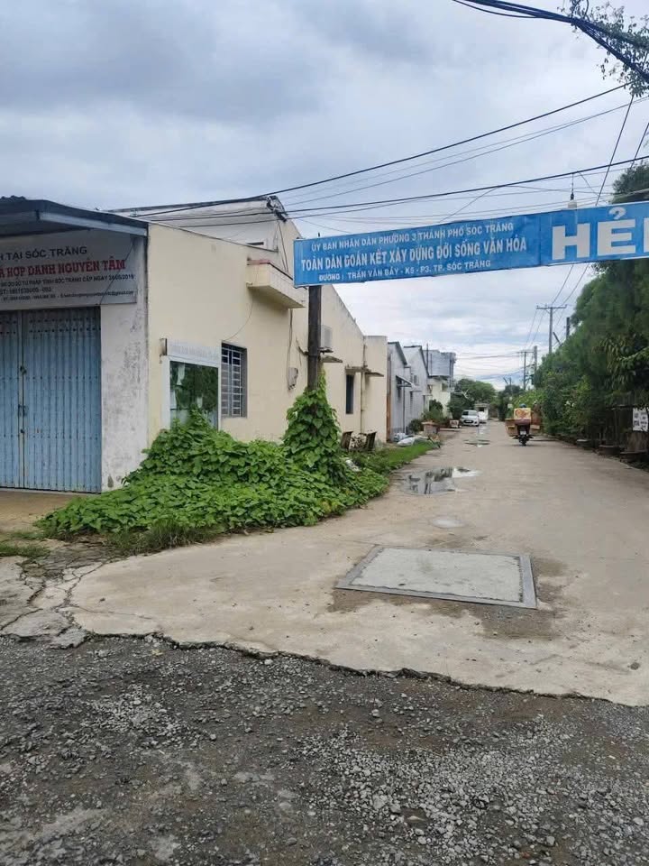 Nhà phố 2 mặt tiền P3 Sóc Trăng 73m² giá 2.5 tỷ - Vị trí đắc địa