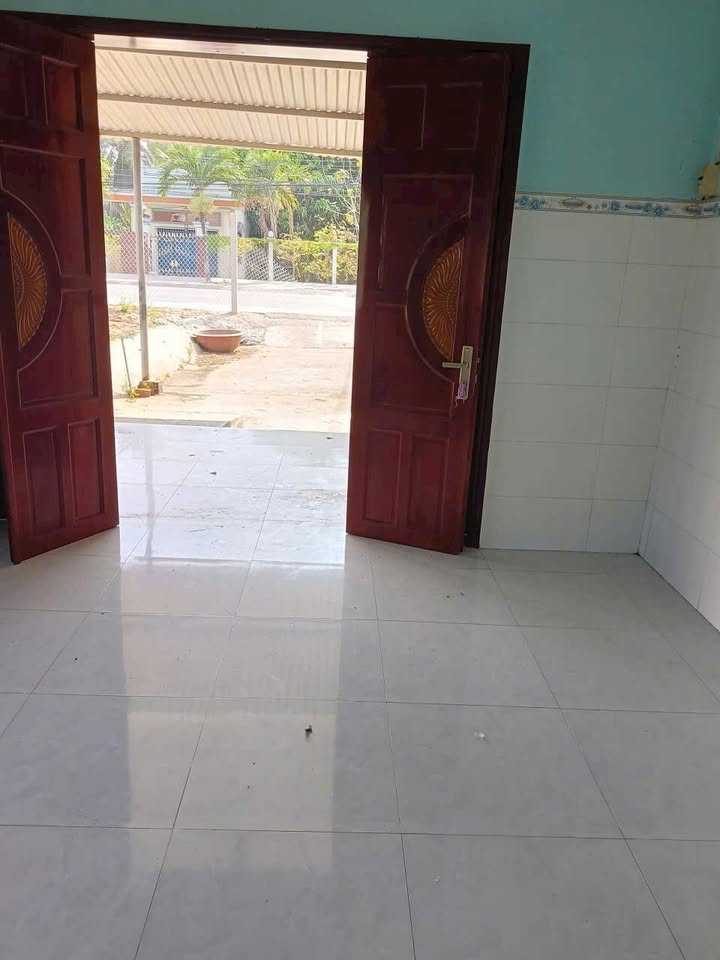 Mặt Tiền Quốc Lộ 57 Bến Tre - 320m² Kinh Doanh & Ở, Giá 2.6 Tỷ