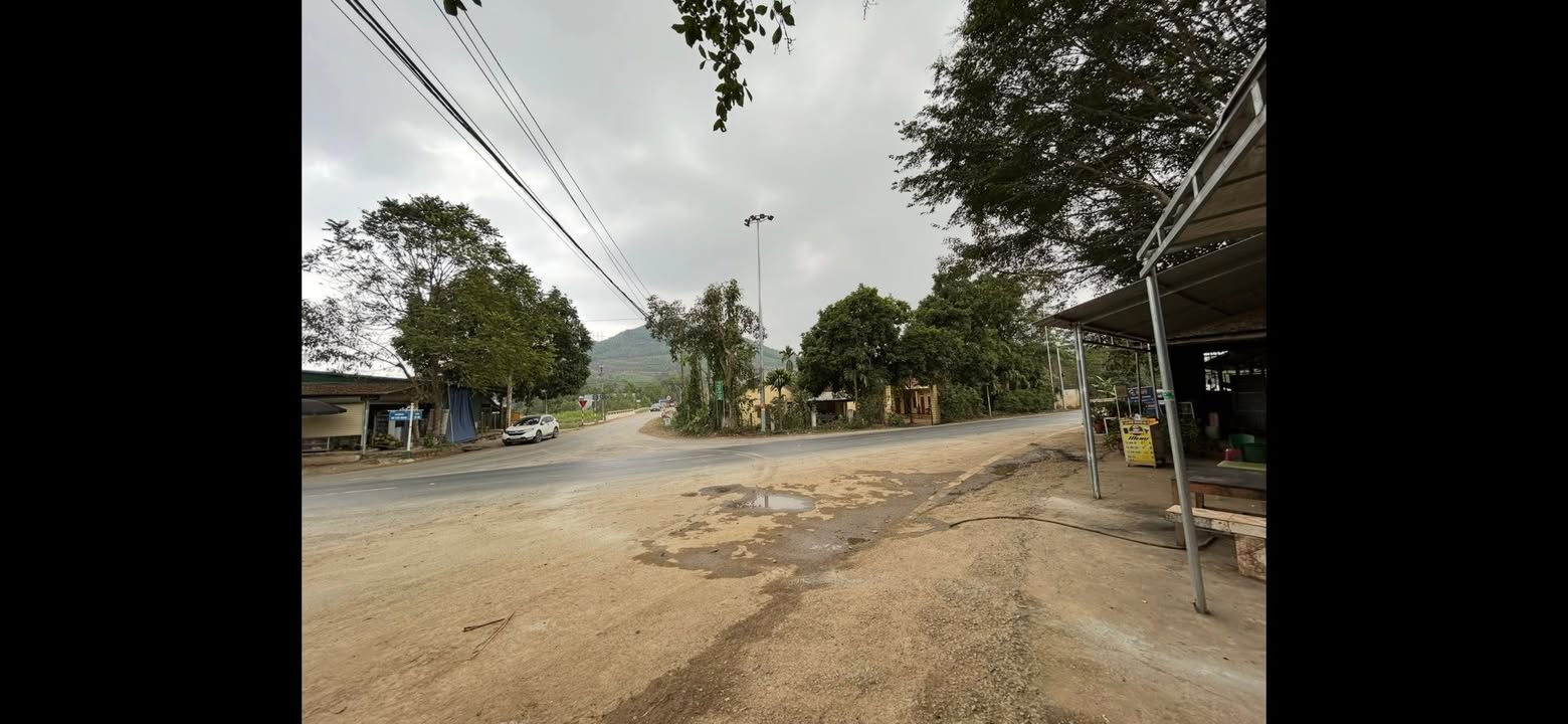 Bán đất TT Phong Sơn 870m² giá 3 tỷ - Sổ đỏ chính chủ sẵn sàng