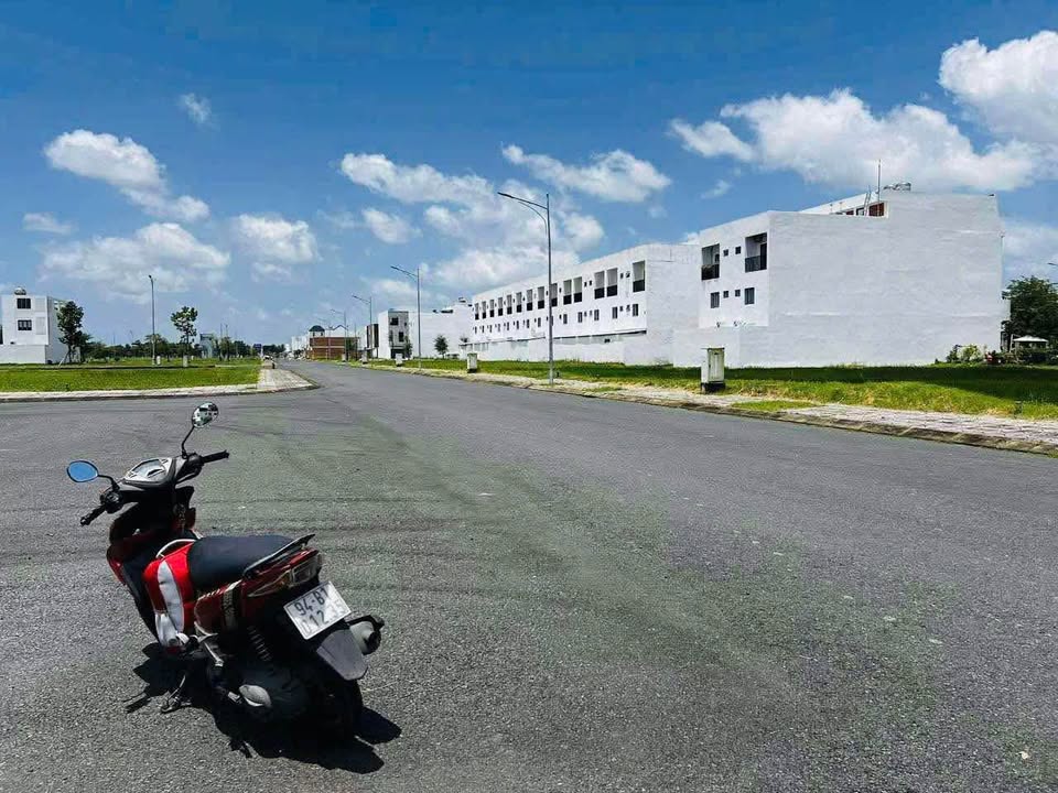 Bán Nền Góc Happy Home Cà Mau 168.75m² - 2 Mặt Tiền Đắc Địa