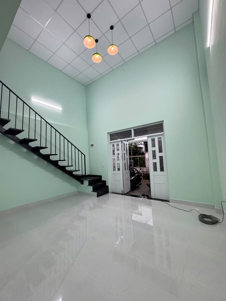 Nhà 2PN mới 100% cho thuê đường ĐX043, TDM - Giá 6 Triệu/Tháng