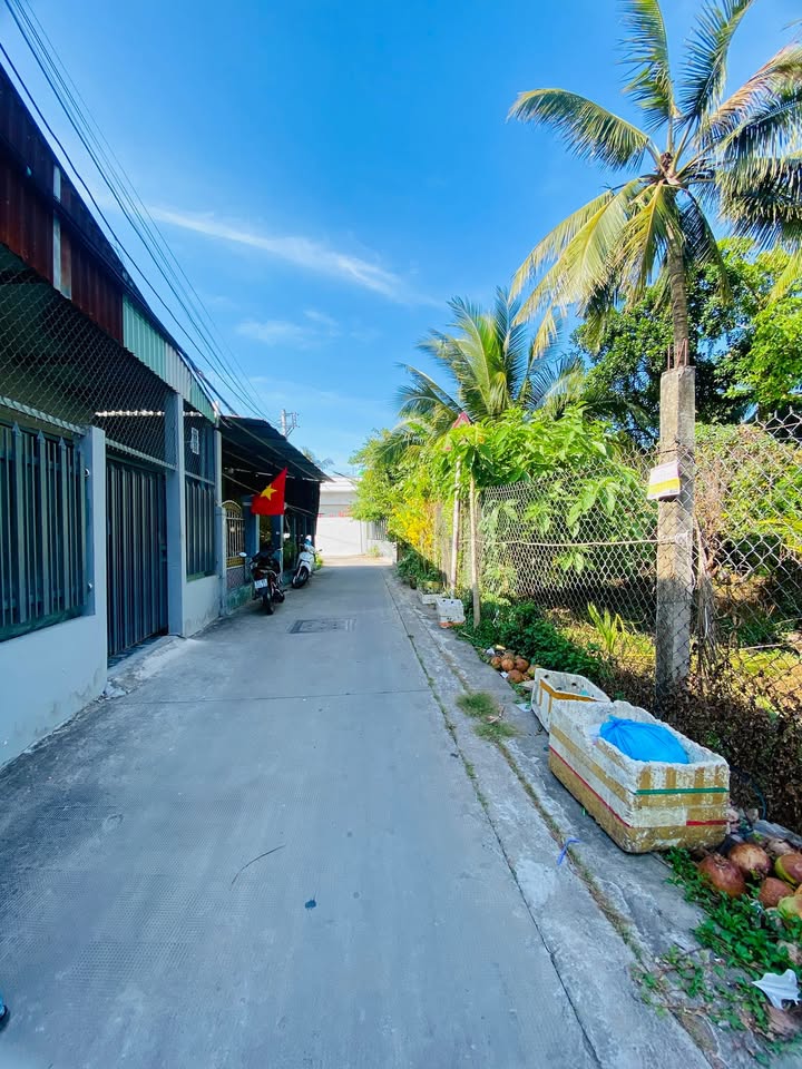 Cho thuê nhà nguyên căn 72m² Phường 10, Mỹ Tho - Giá 2.3 triệu/tháng