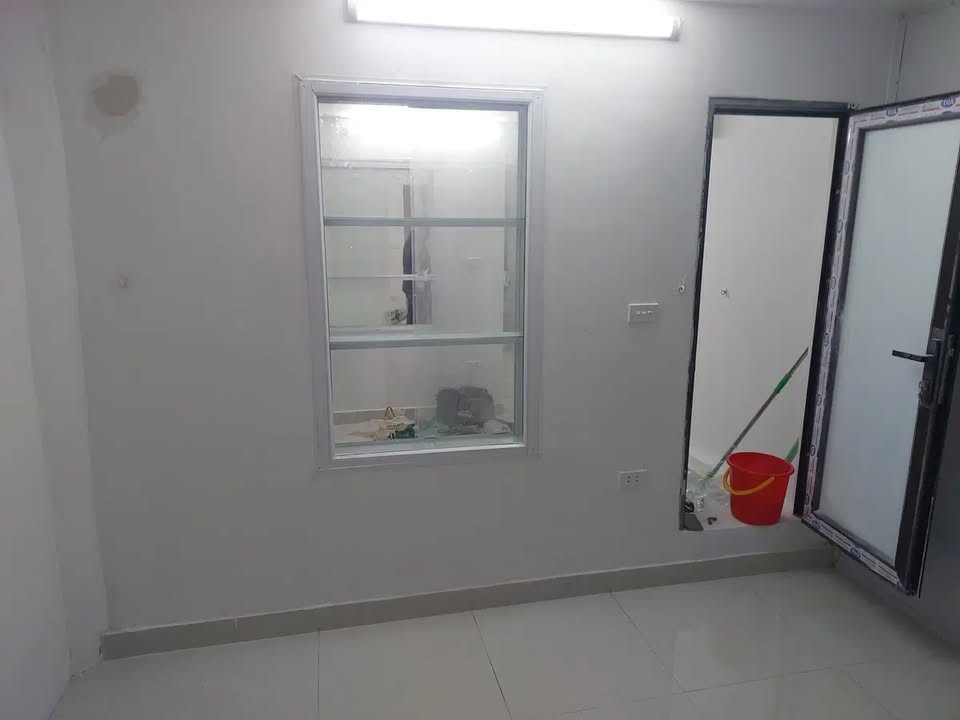 Bán tập thể Nguyễn Chí Thanh 60m² - Ngõ ô tô, sẵn ở ngay