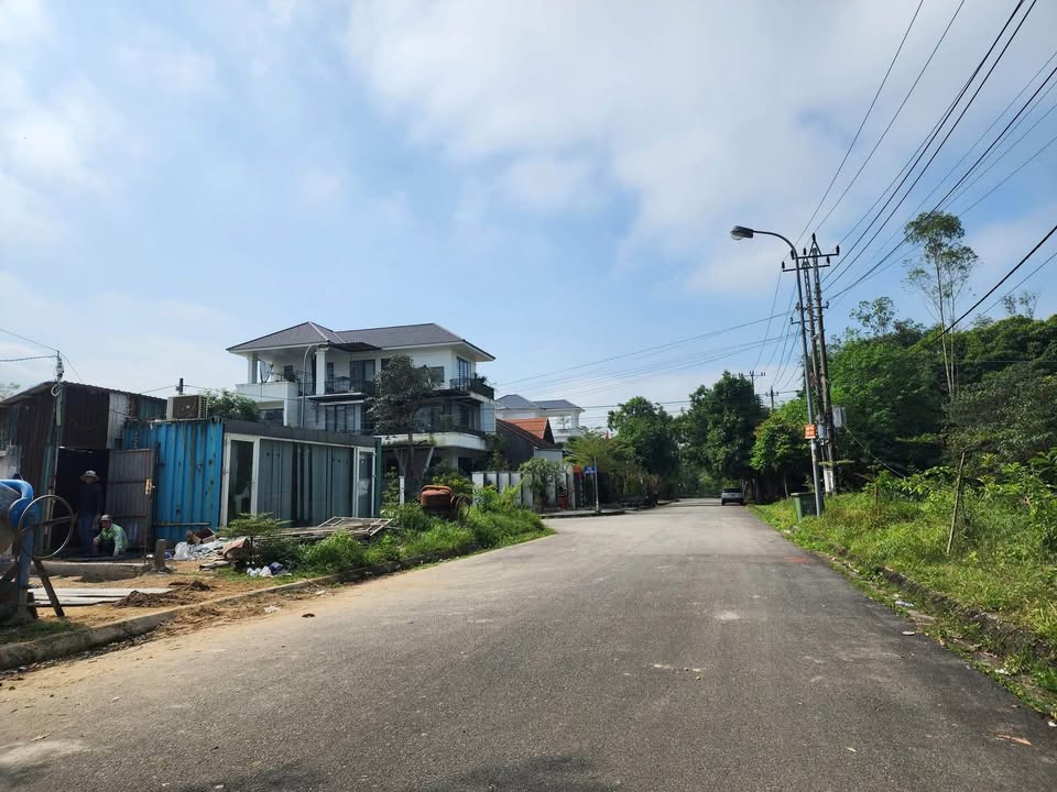 Đất Nền Mặt Tiền Bùi Viện, Huế - 244m² Sẵn Sổ, Giá Tốt