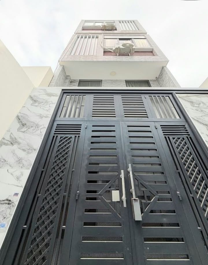 Bán nhà Phan Huy Ích Gò Vấp 72m² 4 tầng - Ô tô vào tận nhà!