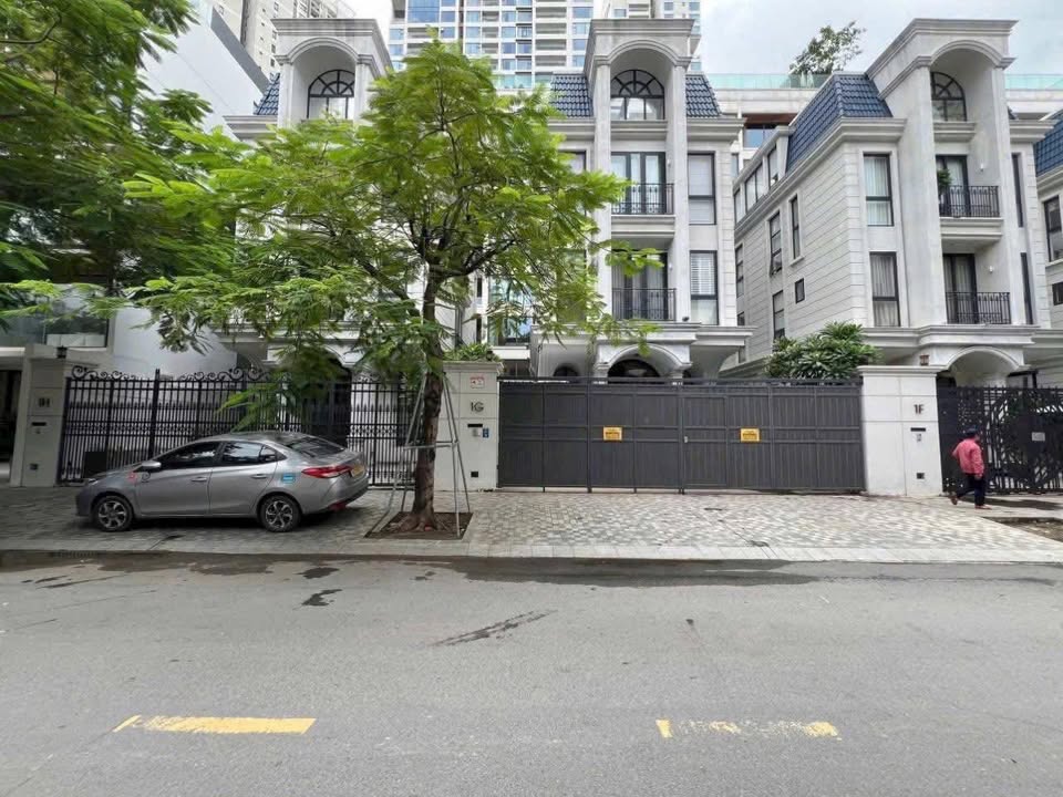 Bán Villa Thảo Điền 196m² giá 78 tỷ - Vị trí đắc địa, nhà mới 100%