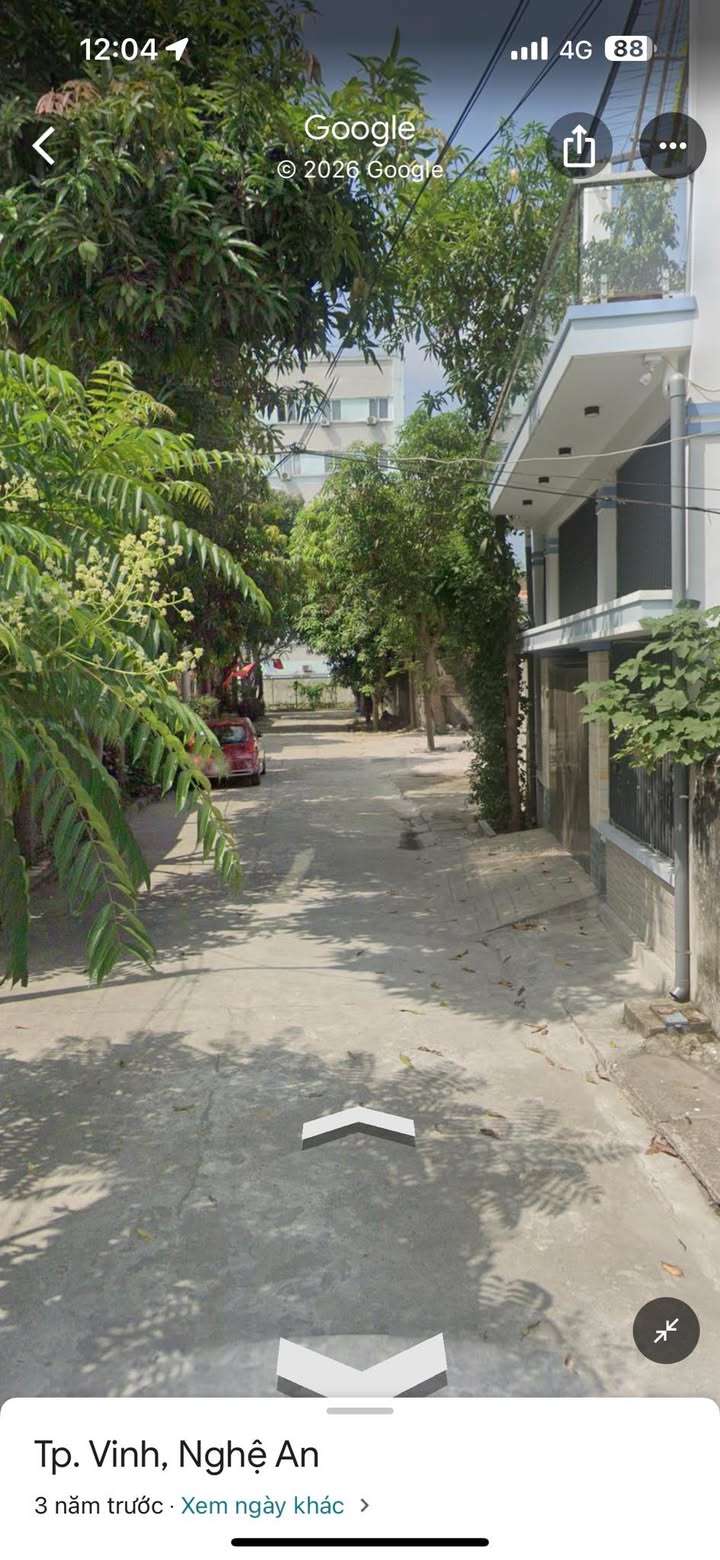 Nhà 3 tầng Tôn Thất Tùng, TP Vinh 137.5m² - Vị trí đẹp, ô tô vào tận nhà!