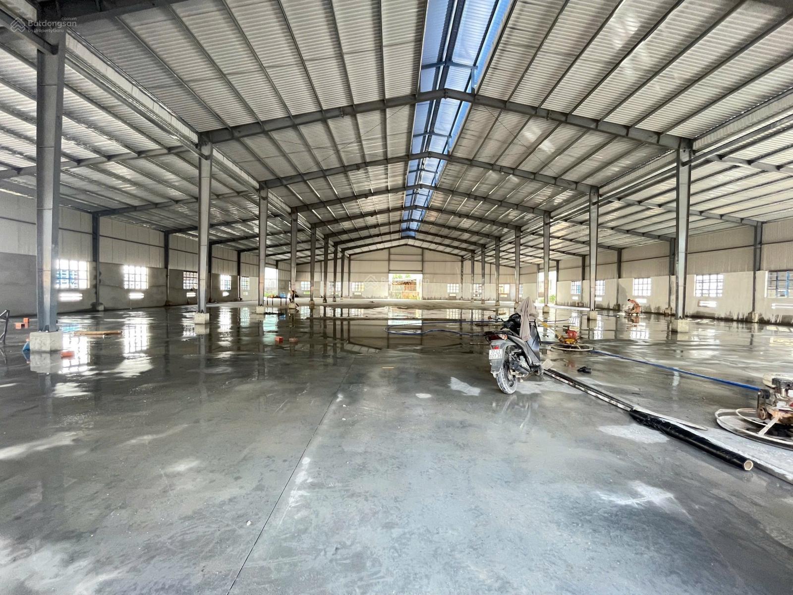 Cho thuê kho bãi 10.000m² Diên Khánh - Container vào tận nơi!