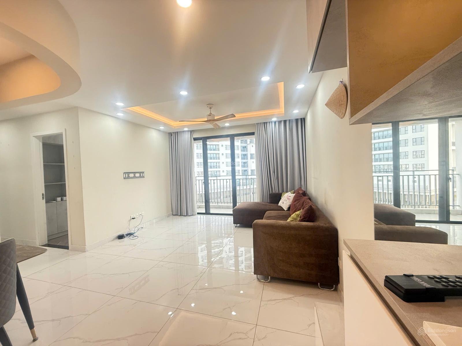 Cho thuê căn hộ Riviera Point 99m² - 2PN, 1PLV - 22 triệu/tháng