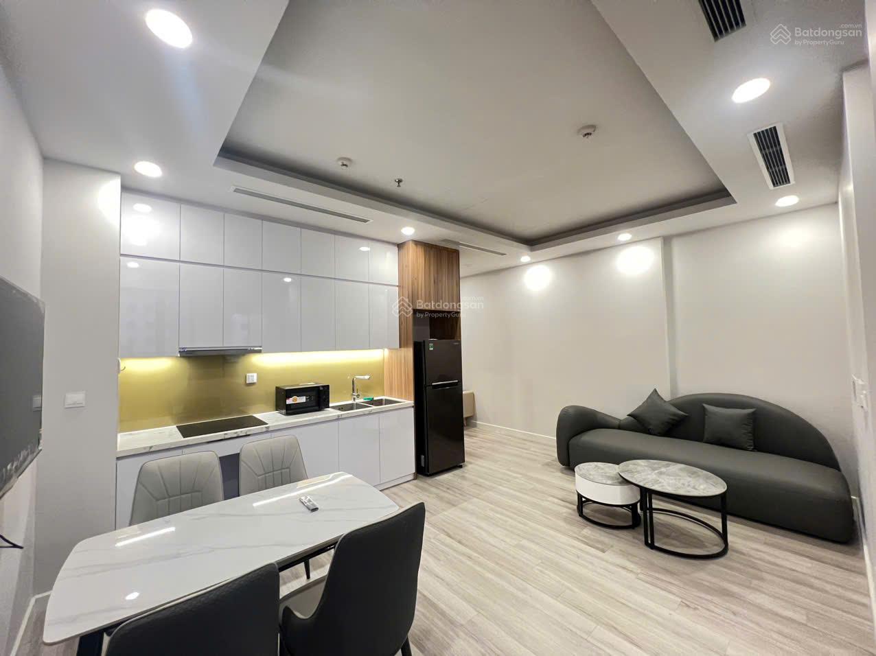 Cho thuê căn hộ 2PN BRG Diamond Residence, 65m² - Full nội thất cao cấp