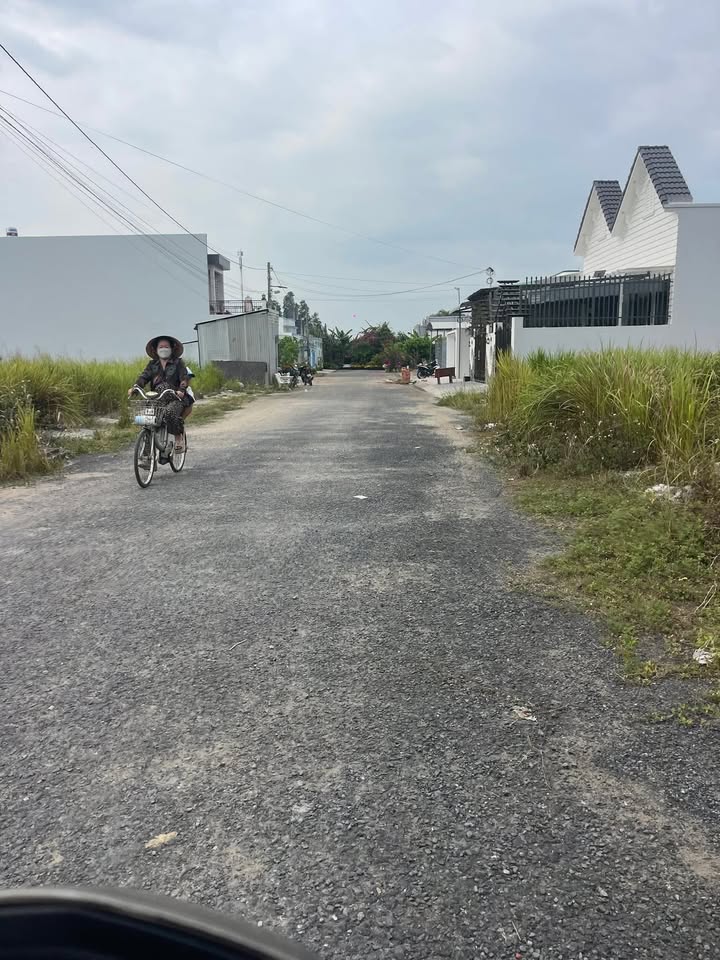 Đất nền thổ cư Long Hồ 100m² - Sổ hồng sẵn, ô tô vào tận nhà