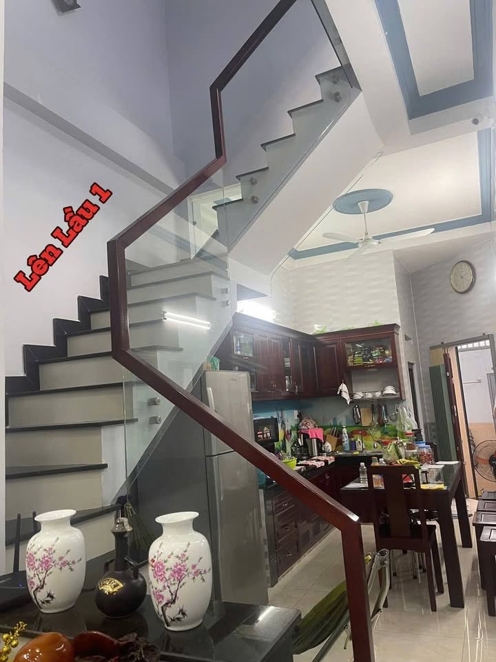 Nhà 3 Mặt Tiền Gò Vấp - Kinh Doanh Đỉnh Cao, 72m², Giá 6.7 Tỷ TL